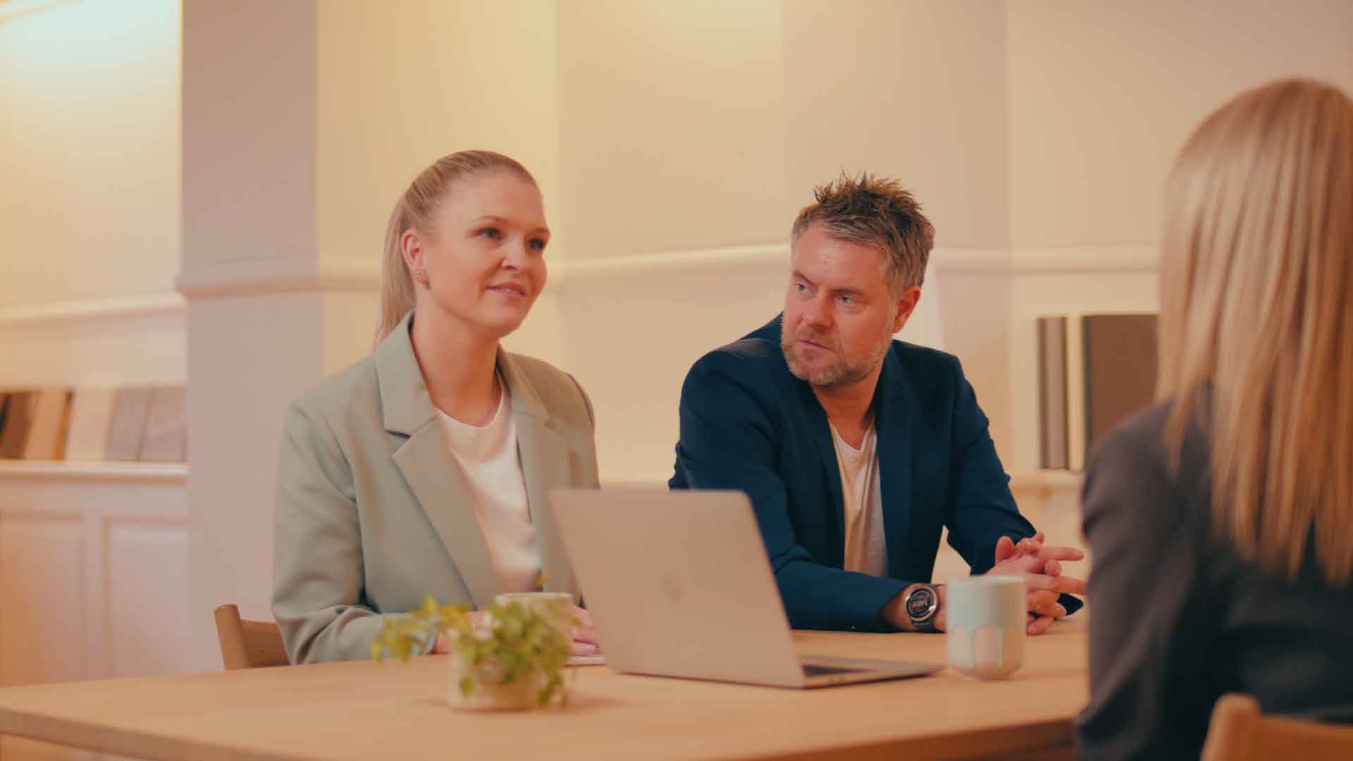 Slut med tørre jobopslag: Sådan bruger I employer branding til at tiltrække de rigtige folk