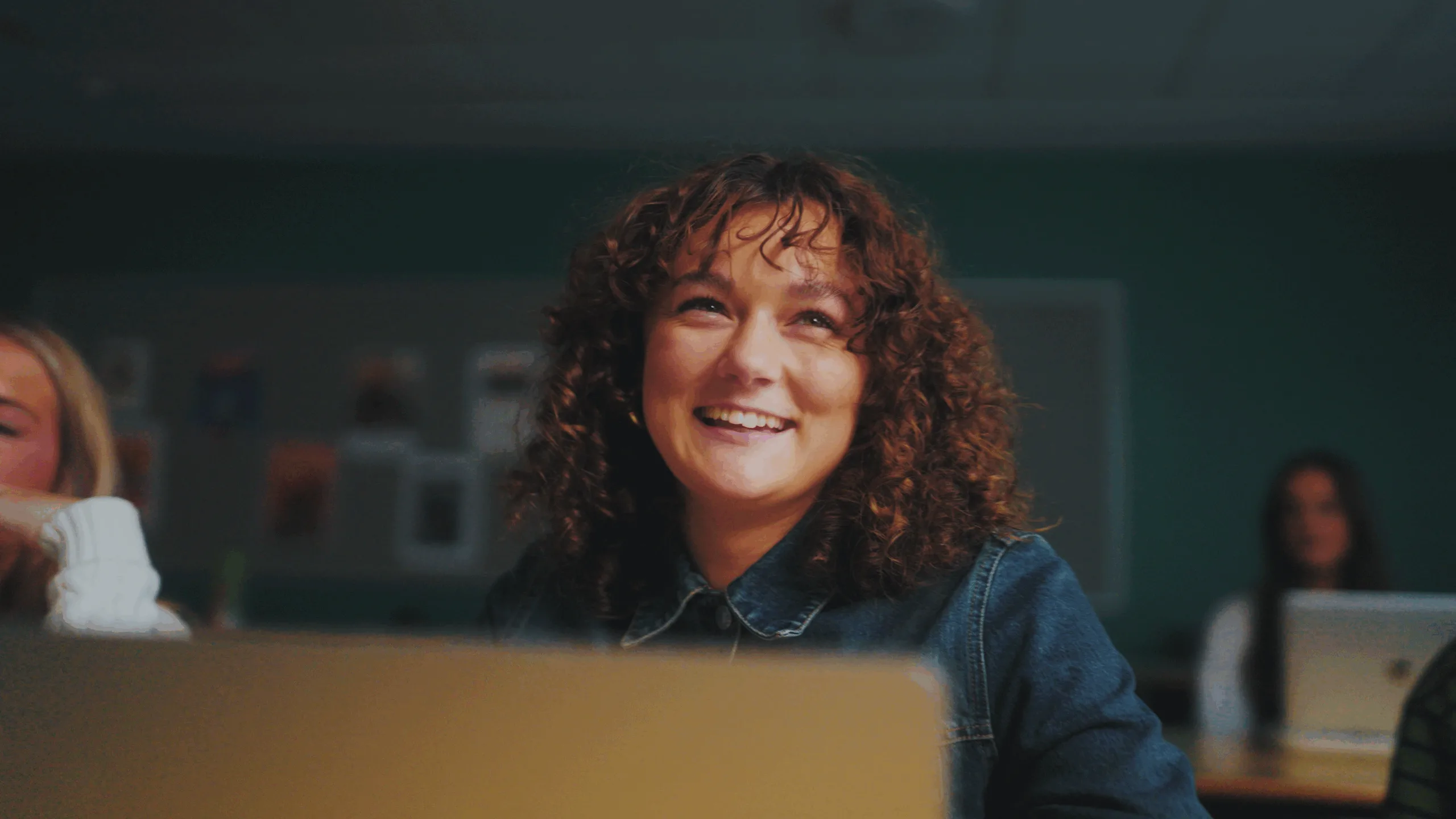 Profilfilm eller brand film?